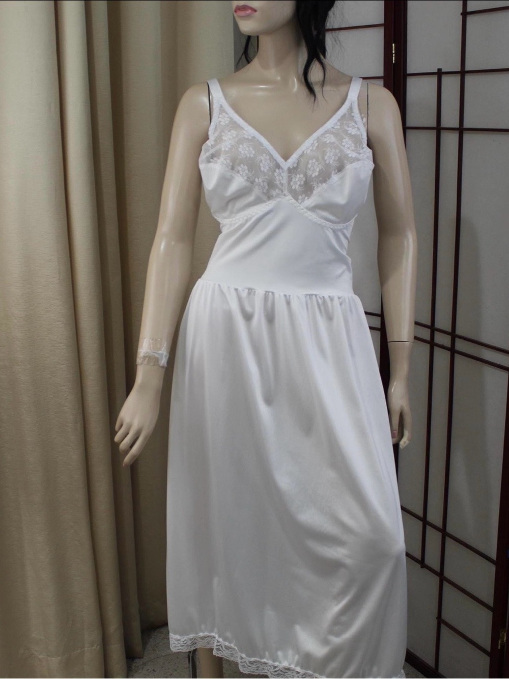 Vintage Full Nylon White Lace-Trim Satin Slip Dress Size Medium